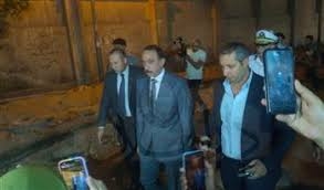 اللواء أشرف الجندي يتفقد موقع سنترال رمسيس بعد تجدد الحريق.. واستمرار أعمال التأمين والفحص الفني